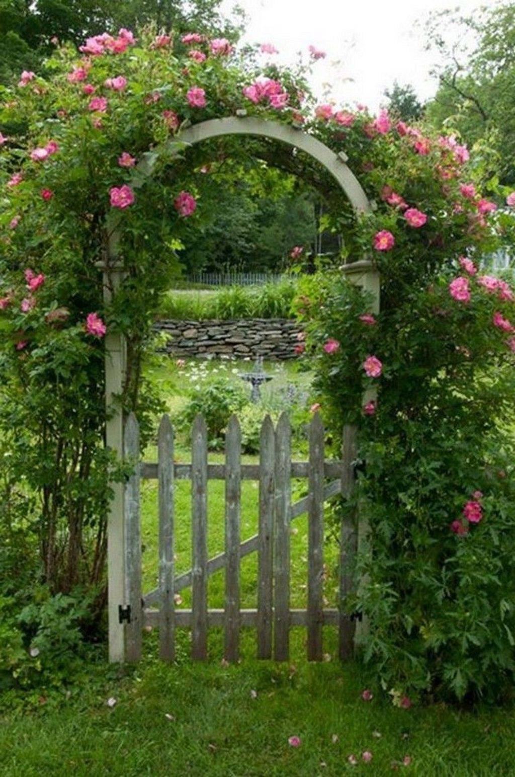 Fantastic Rustic Garden Gates Decor Ideas