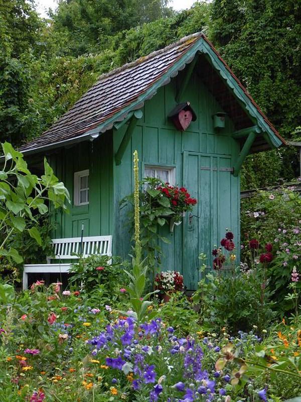 This A Cute Little She Shed Garden Shed Or Attractive Extra Yard
