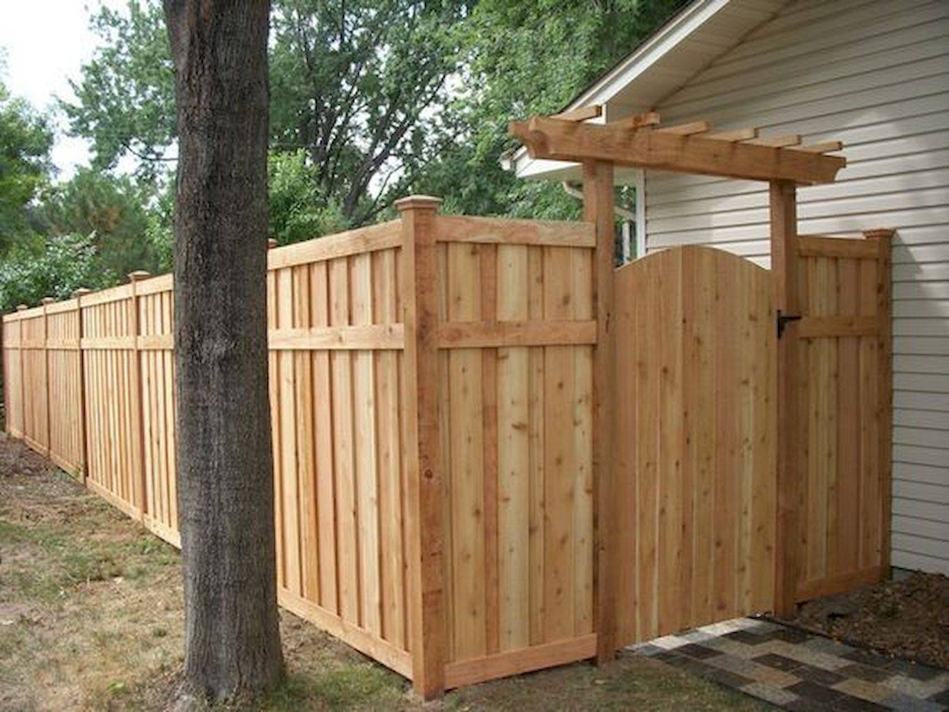 Great Backyard Wooden Privacy Fence Design Ideas
