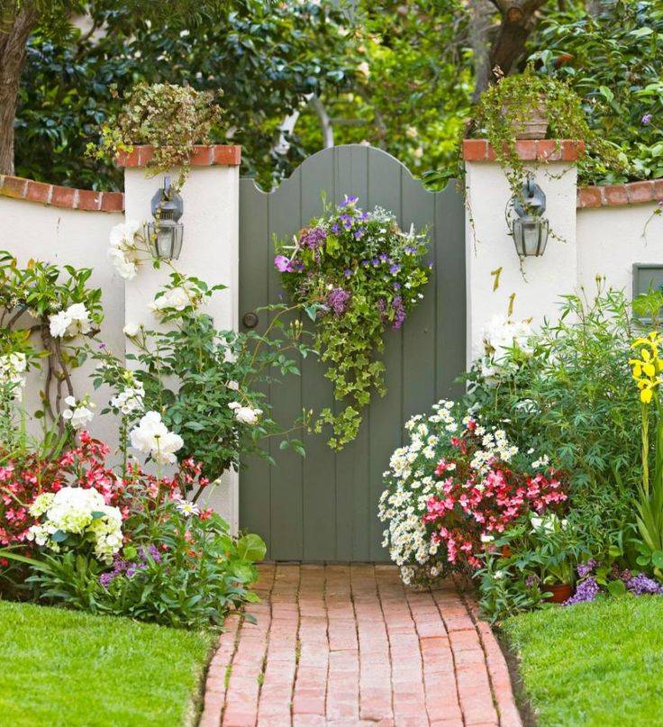 Great Garden Gate Ideas Reusero
