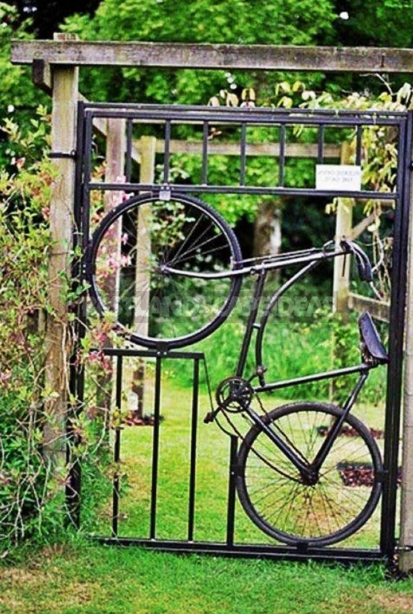 Totally Unique Wooden Driveway Gate Designs