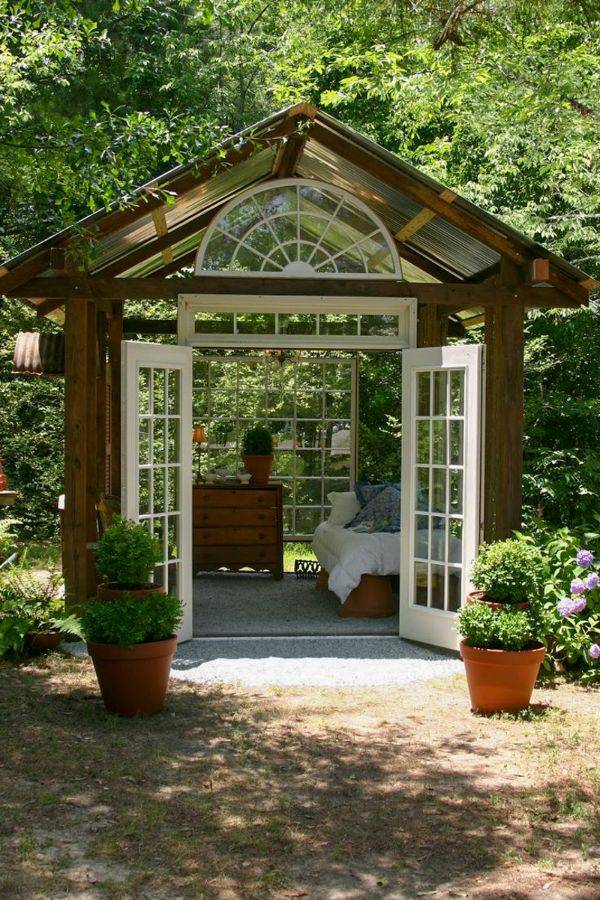 Lovely And Cute Garden Shed Design Ideas