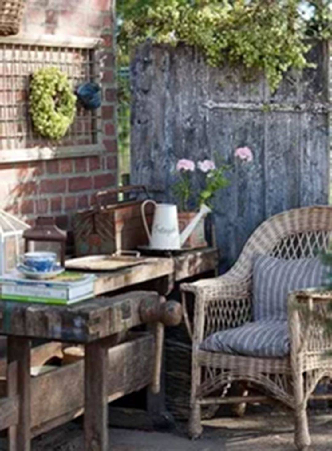 Pretty Vintage Garden Decor