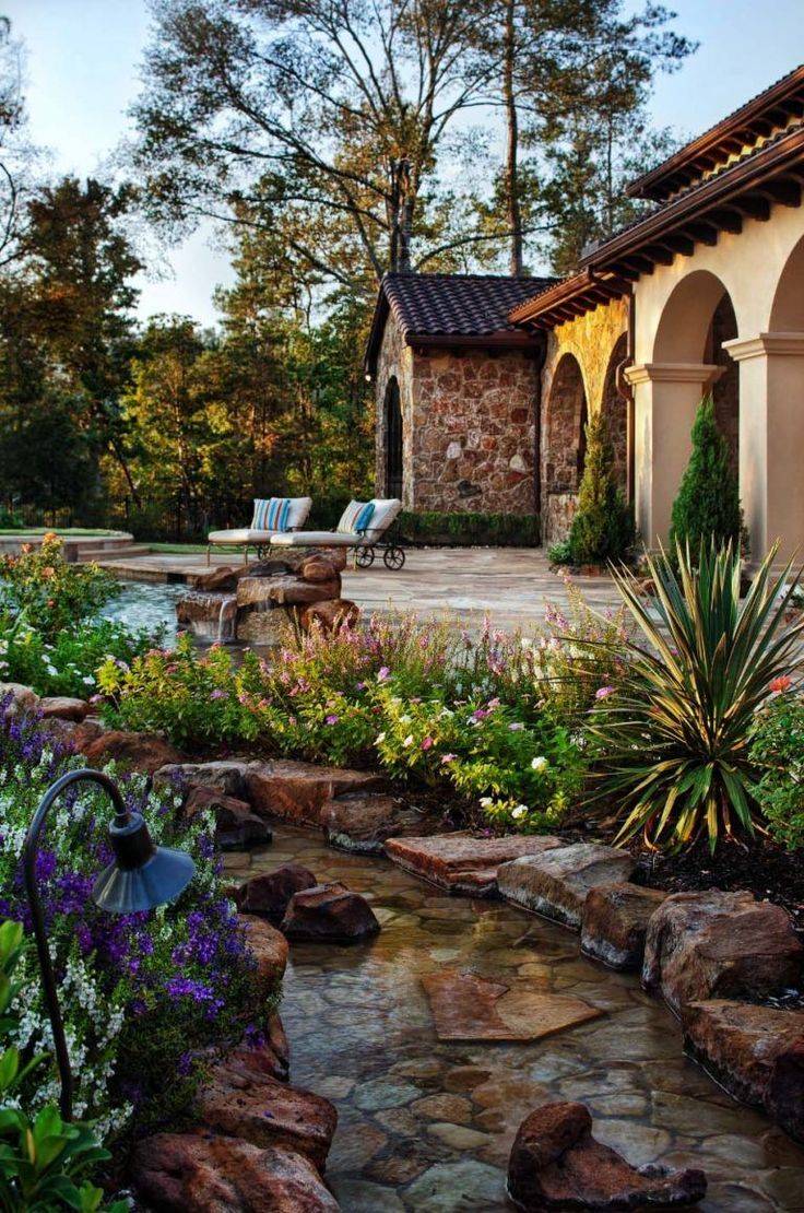 Gorgeous Front Yard Rock Garden Landscaping Ideas Domakeovercom