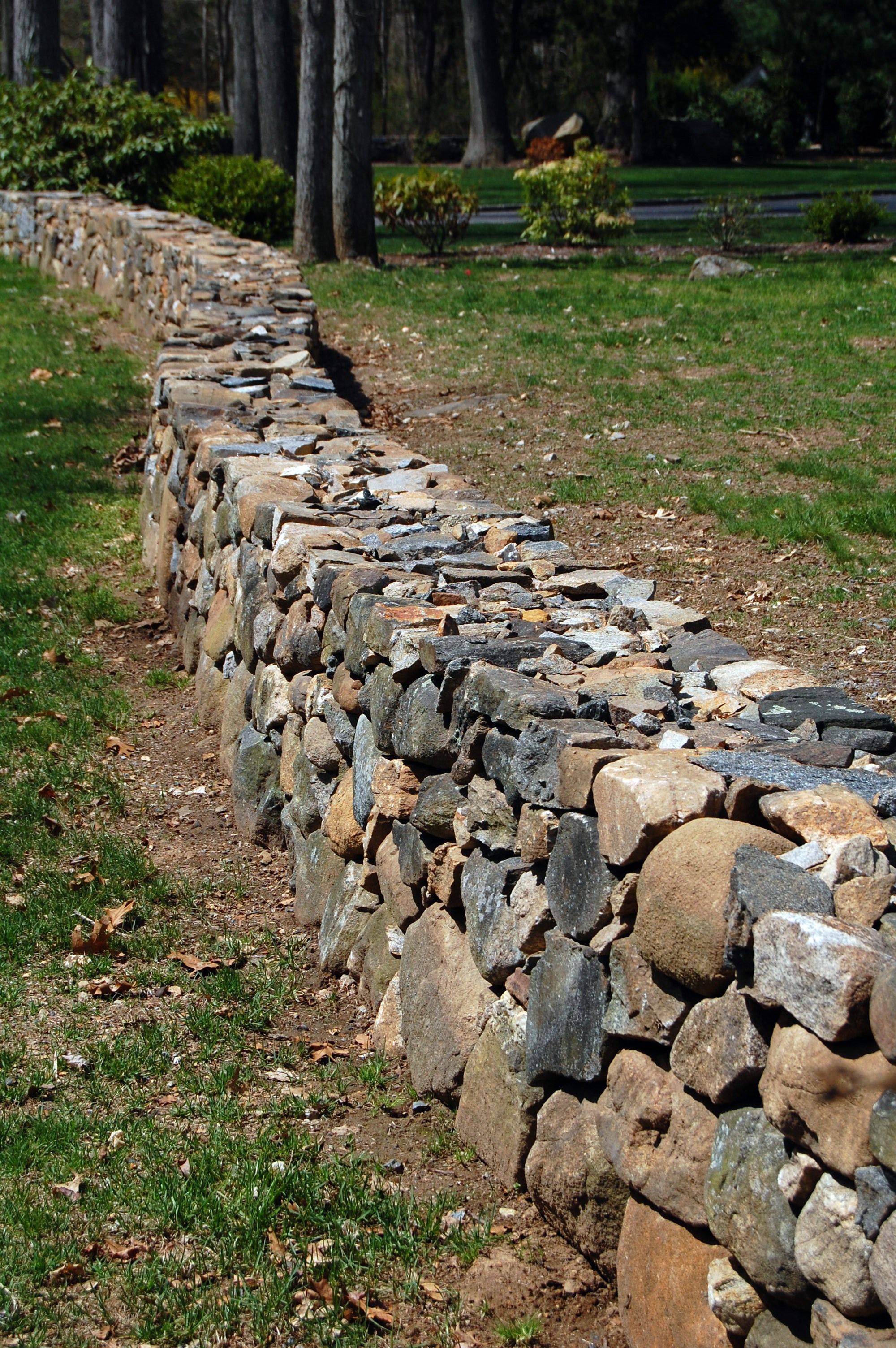 Dry Stack Stone Wall Lakehouse Ideas
