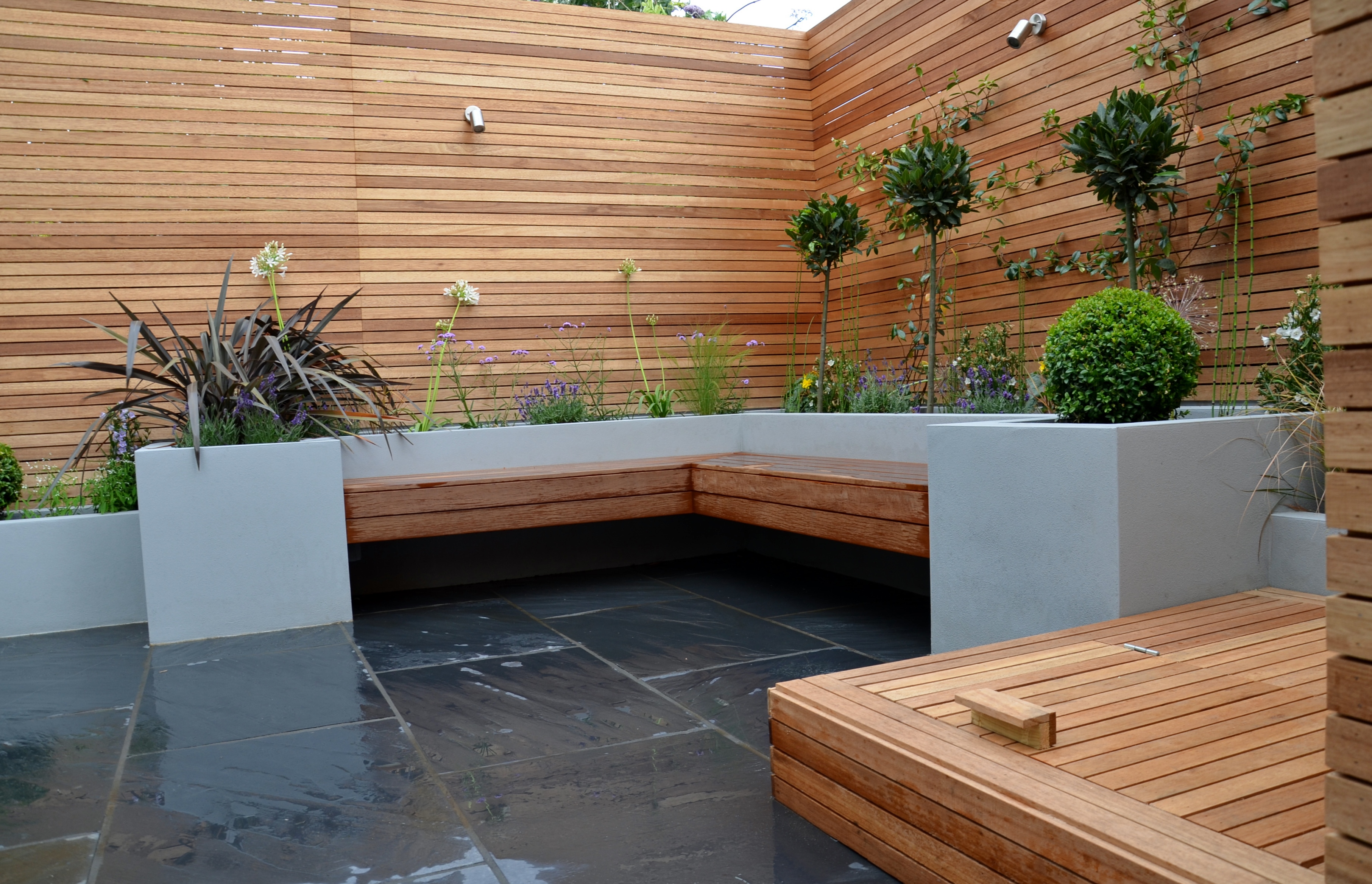 Exquisitemoderngardendesignwithbeautifullightingsendearing