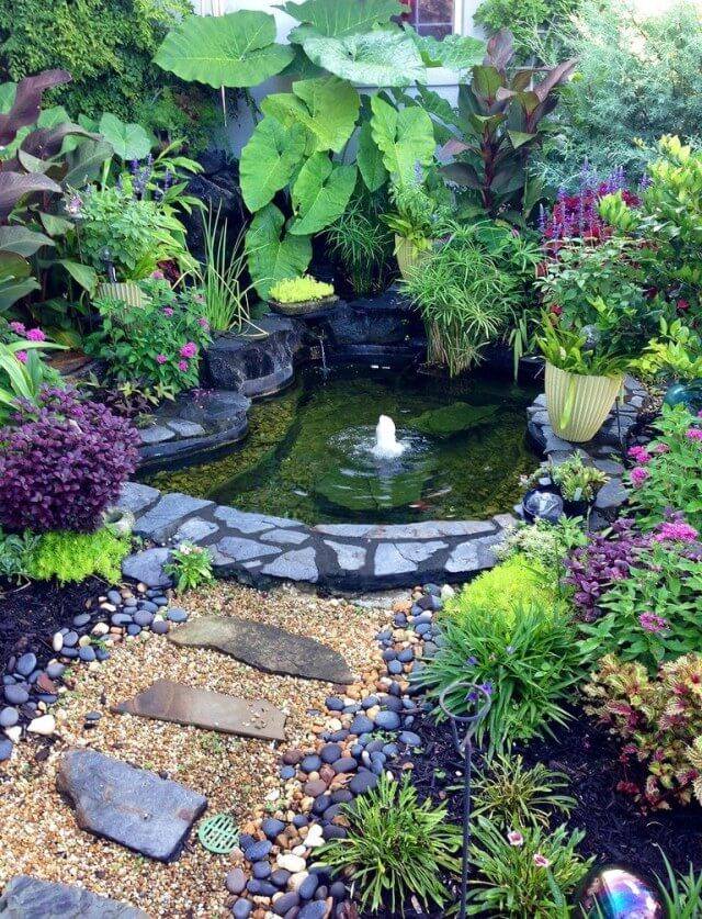 Lovely Backyard Ponds Ideas