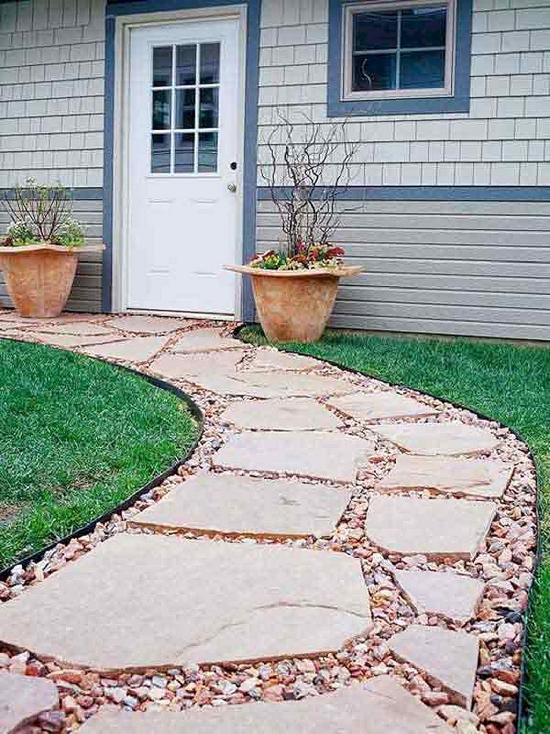 Lovely Stepping Stones Pathway Ideas