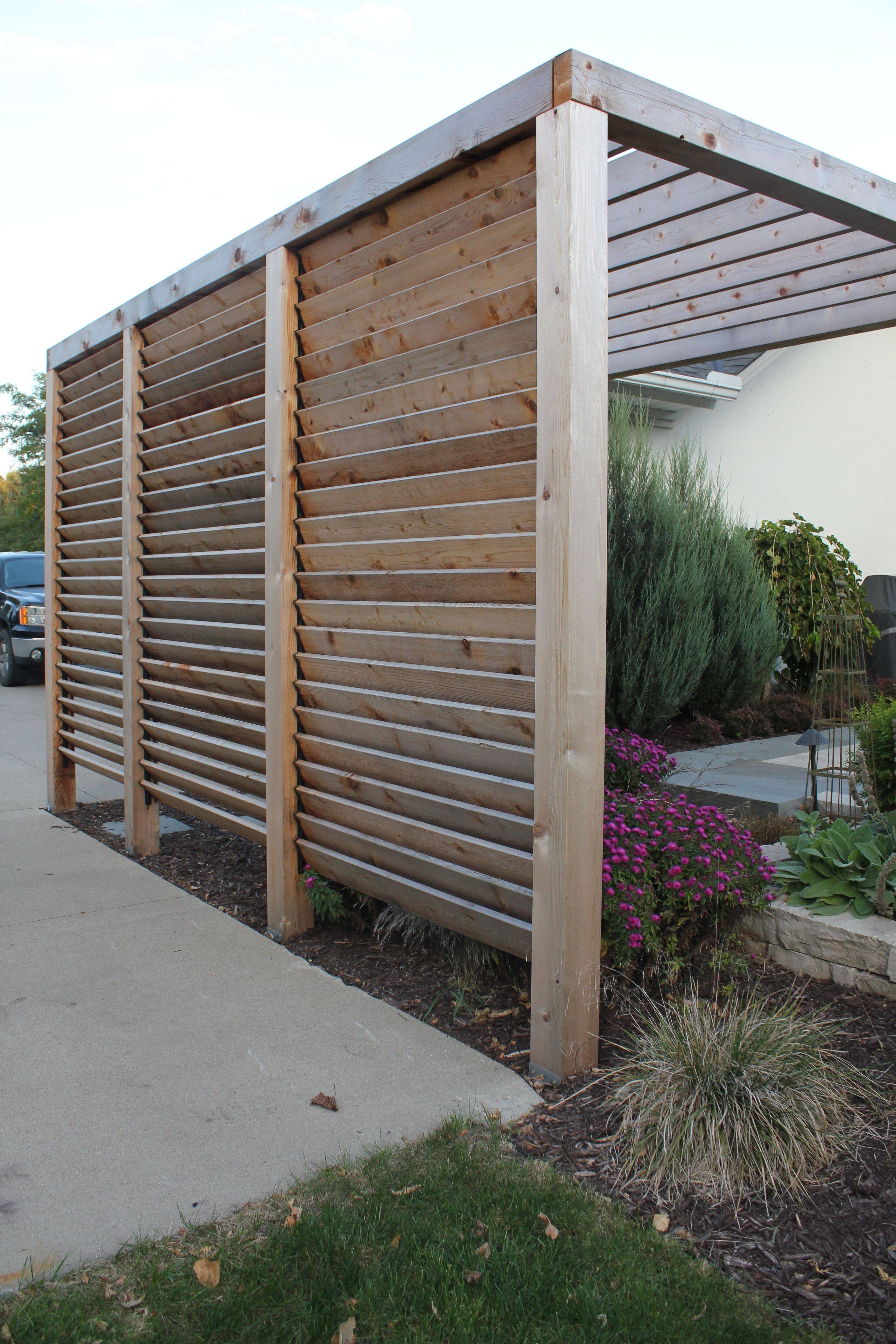 Stunning Backyard Privacy Fence Decoration Ideas
