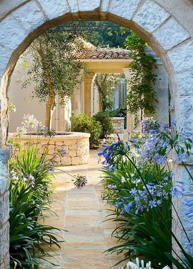 Mediterranean Patio Garden Ideas