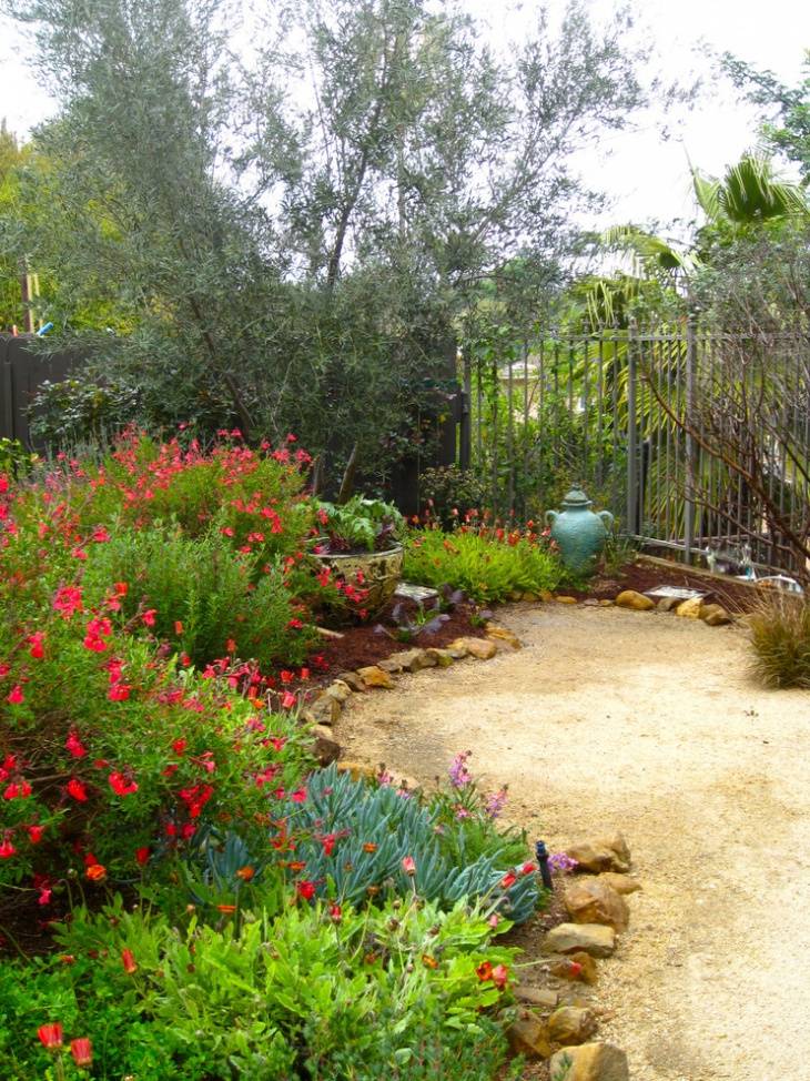 Lovely Mediterranean Garden Design Ideas