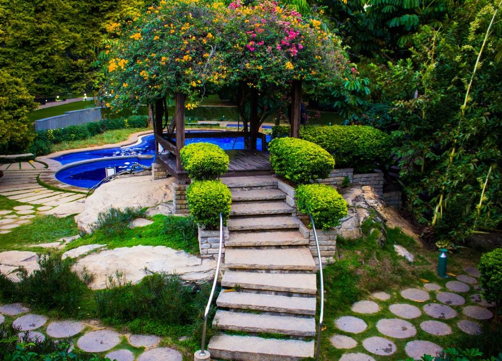 Scenic Mediterranean Landscape Designs