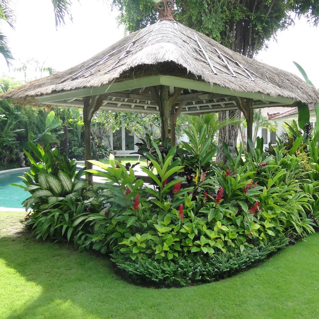 Front Garden Idea Tropical Garden Design