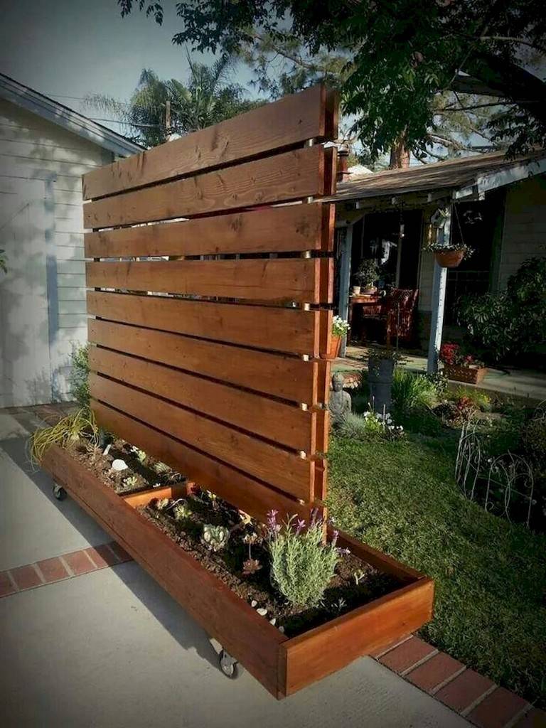 Easy And Cheap Privacy Fence Design Ideas Crowdecorcom Garden