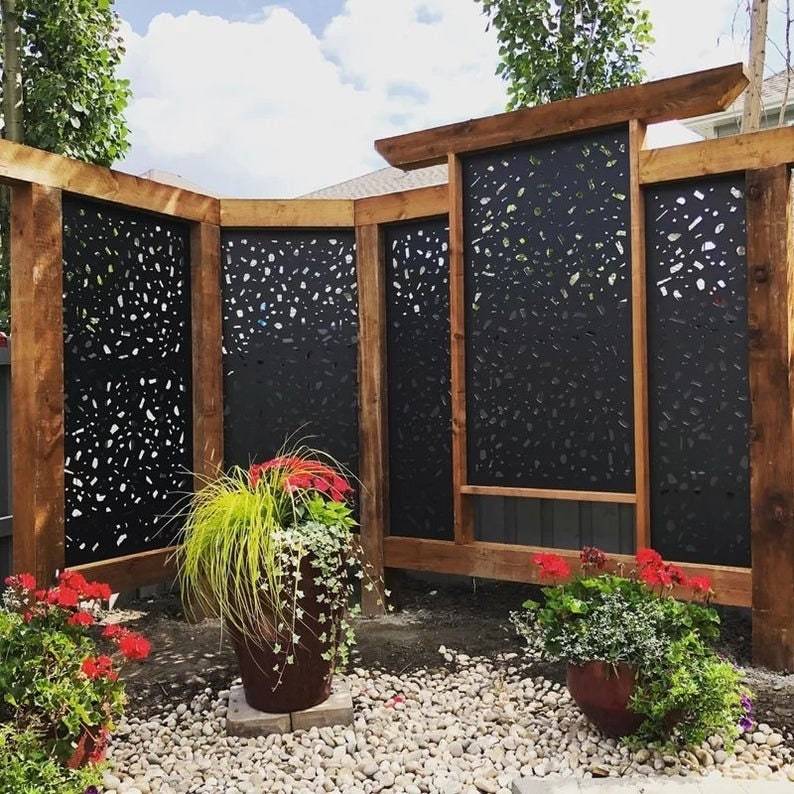 Metal Privacy Screen Fence
