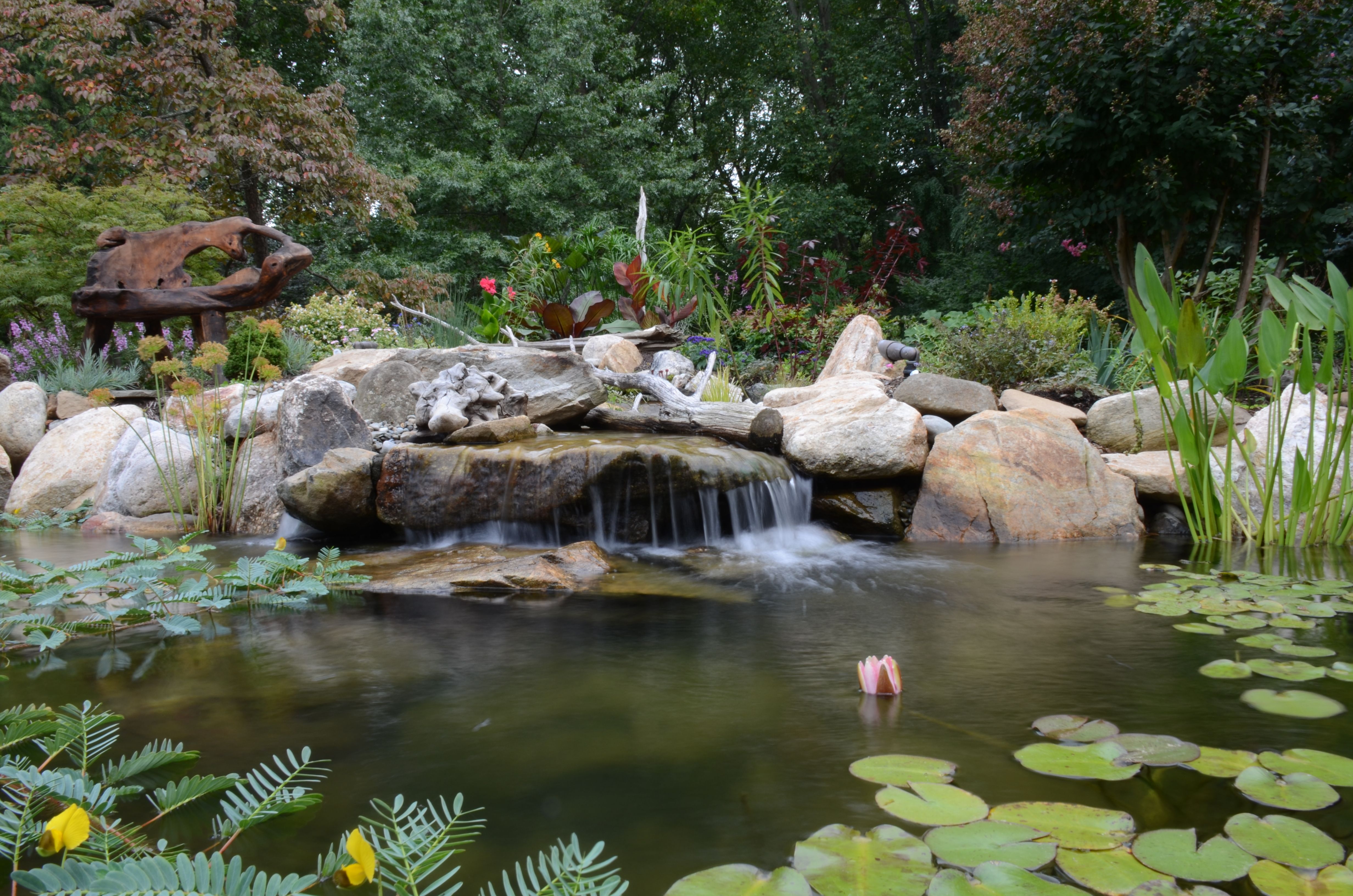 Stunning Garden Pond Waterfall Design Ideas