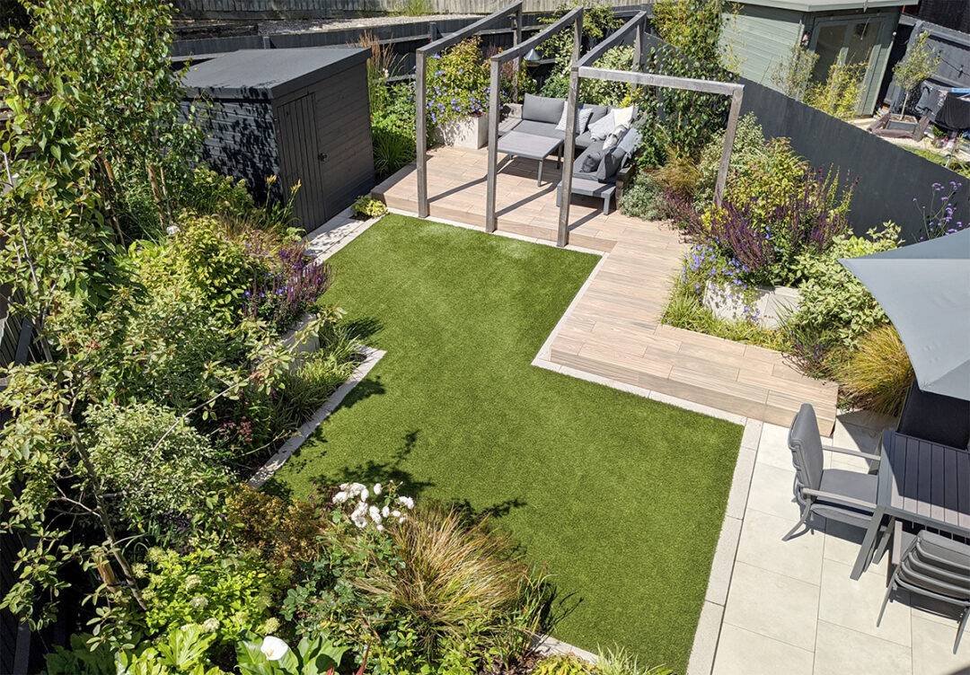 Modern Tropical Garden Design