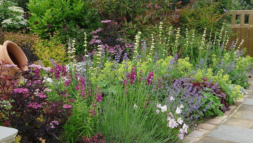The Garden Borders