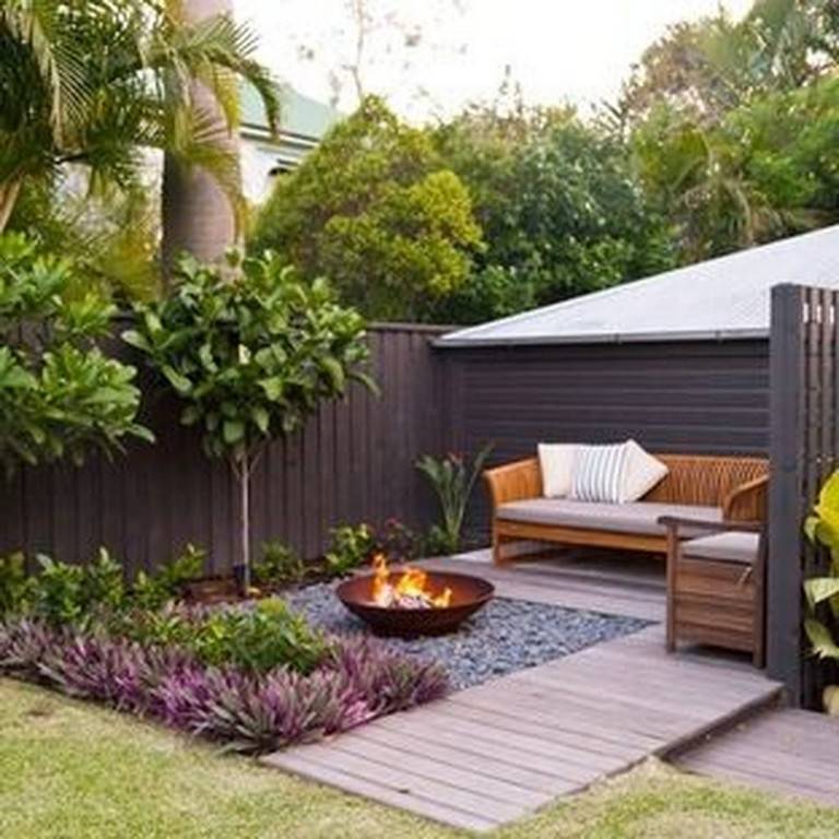 Beautiful Backyard Garden Path