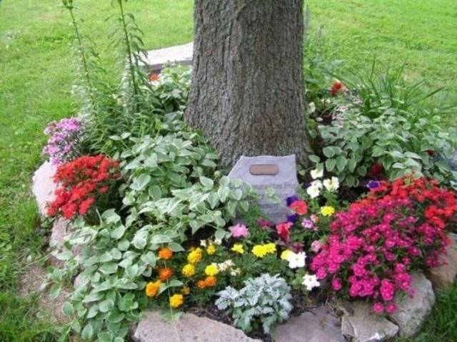 Lovely Small Flower Gardens