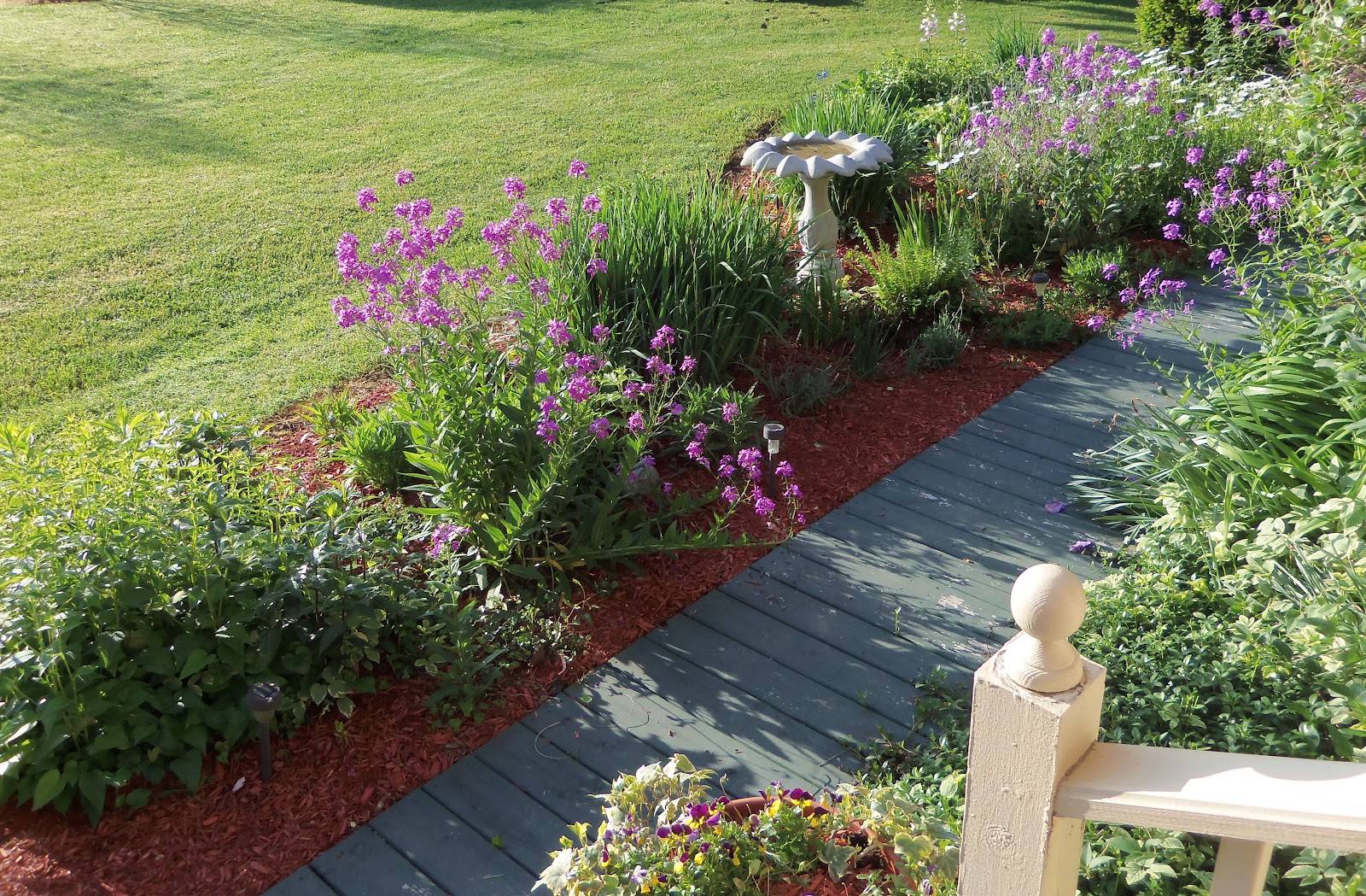 Beautiful And Functional Flower Garden Paths