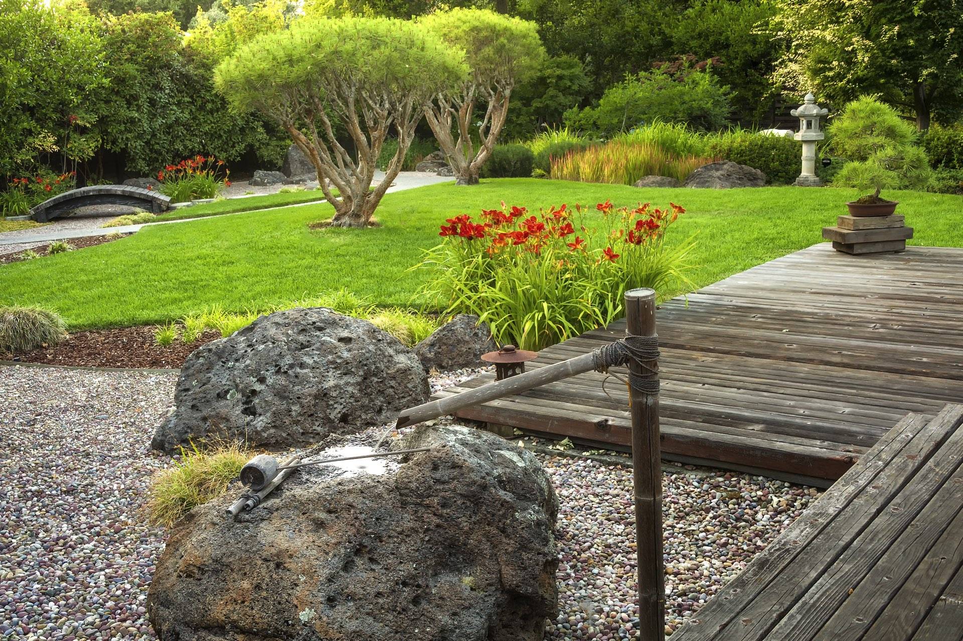 Lovely Japanese Garden Designs