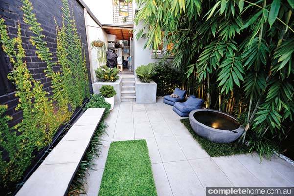 Beautiful And Small Indoor Gardens Decor Inspirator