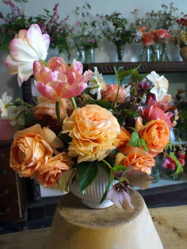 A Rustic English Gardeninspired Centrepiece