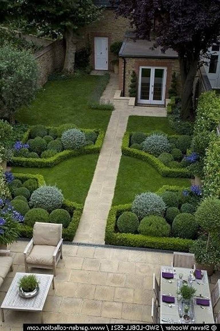 Stunning Low Maintenance Front Yard