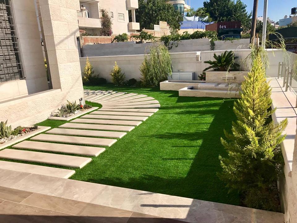 Sustainable Landscape Design Compliments Modern Architecture