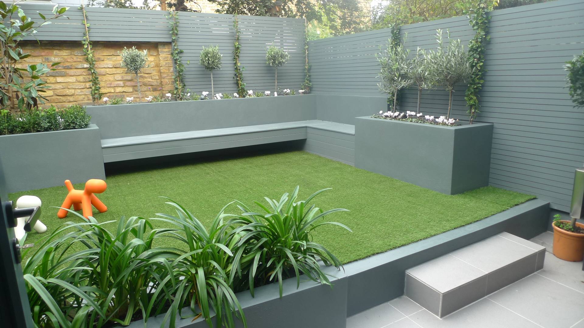 Modern Small Low Maintenance Garden Fake Grass Grey