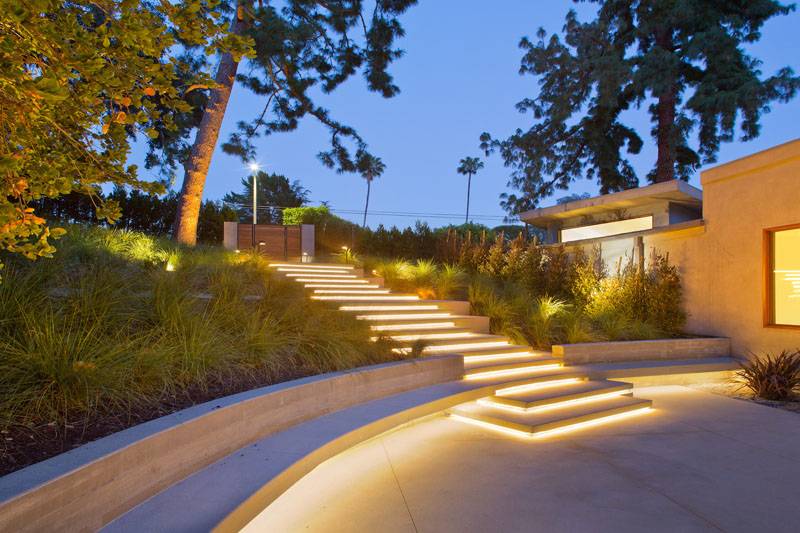 Contemporary Outdoor House Lights