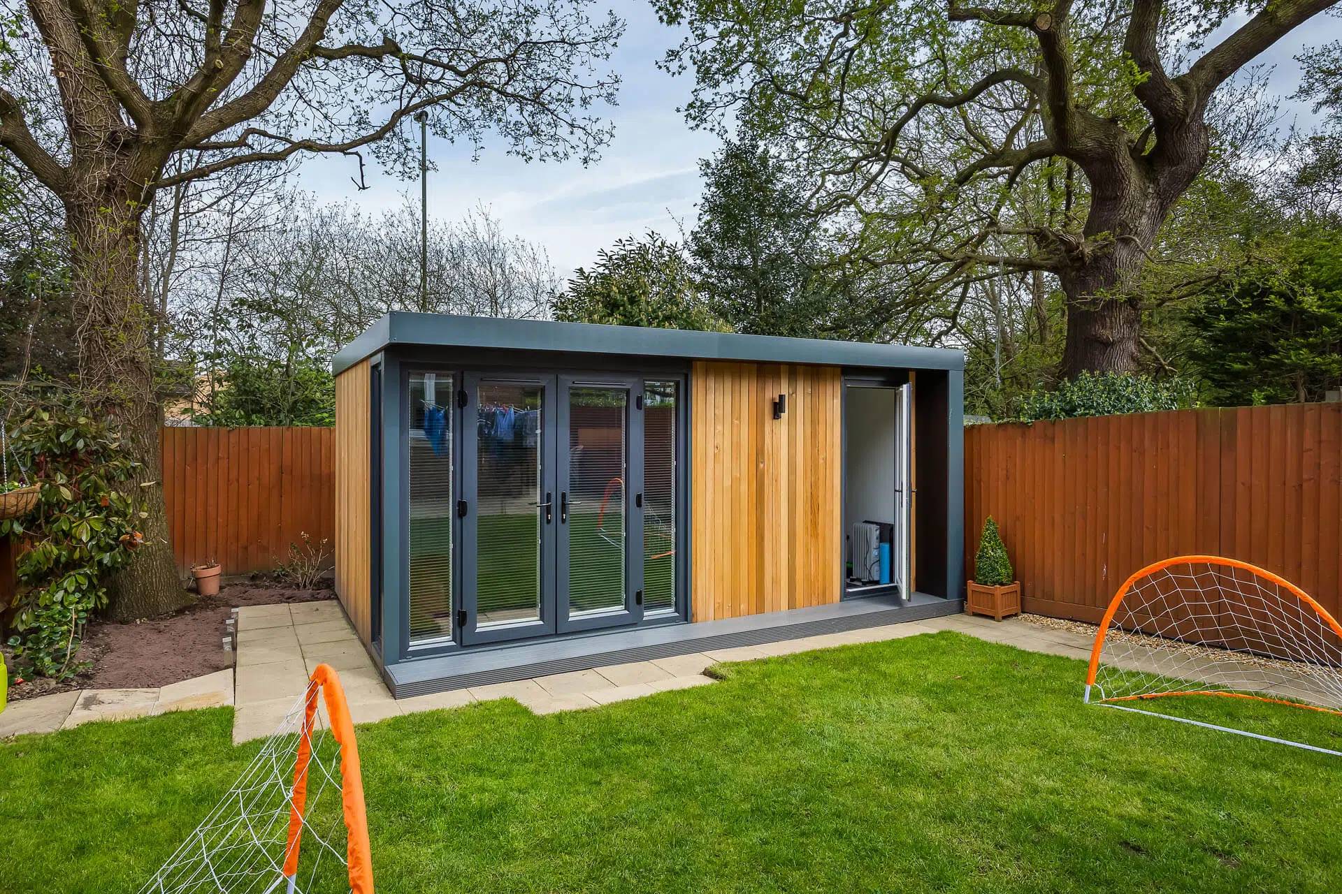 Insulated Garden Rooms Waltons Sheds