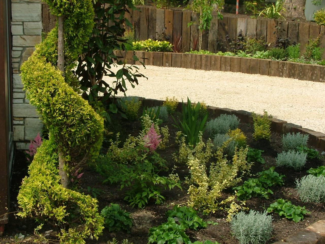 Low Maintenance Front Garden Ideas Australia Low Maintenance