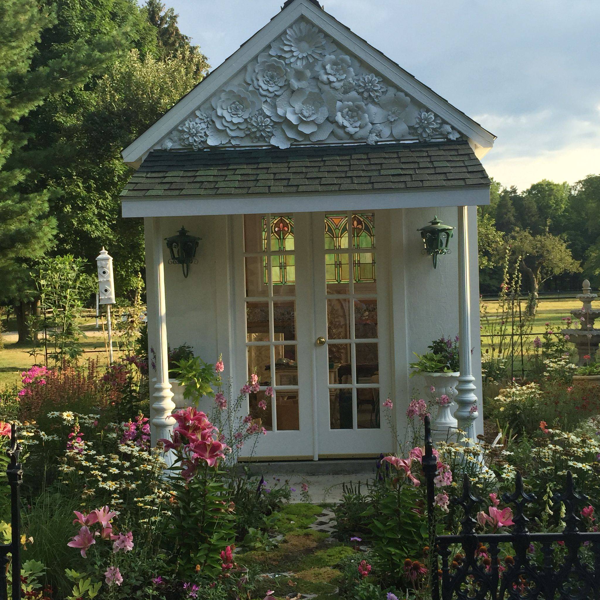 Beautiful Front Yard Cottage Garden Landscaping Ideas