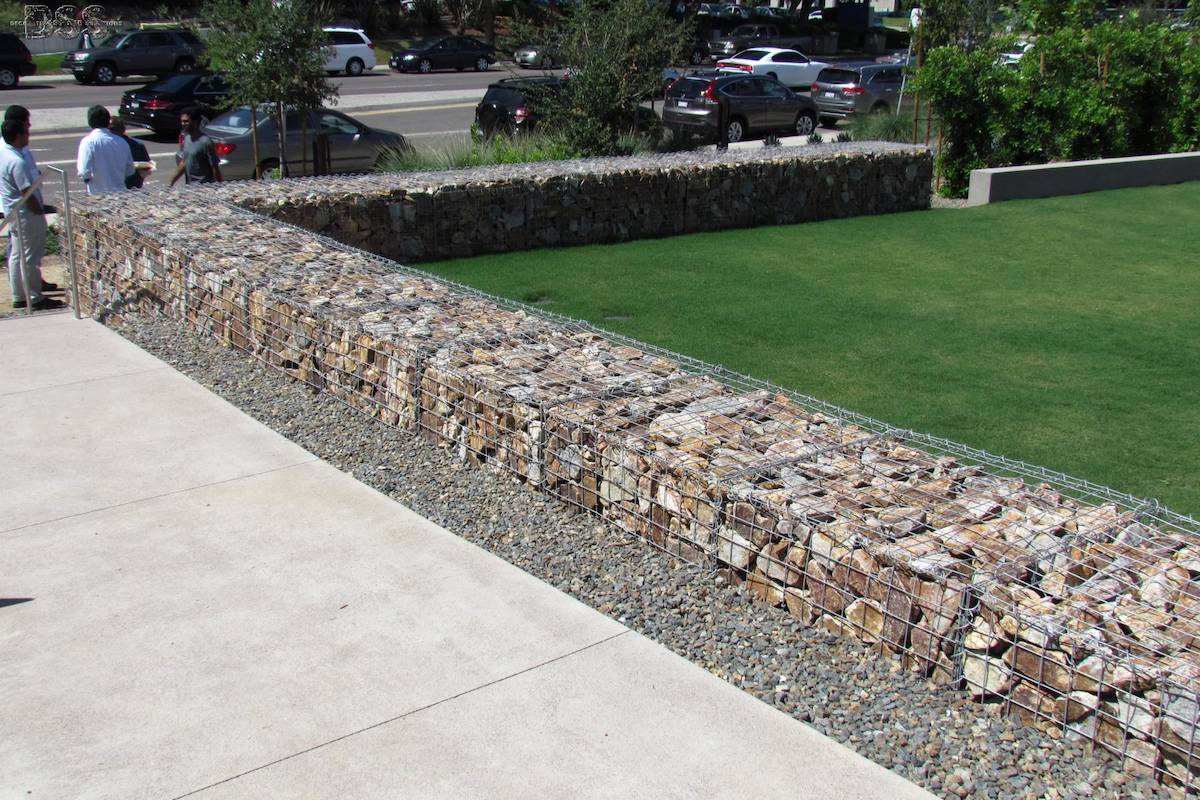 Gabion Wall And Fence Ideas Photos Backyard Retaining Walls