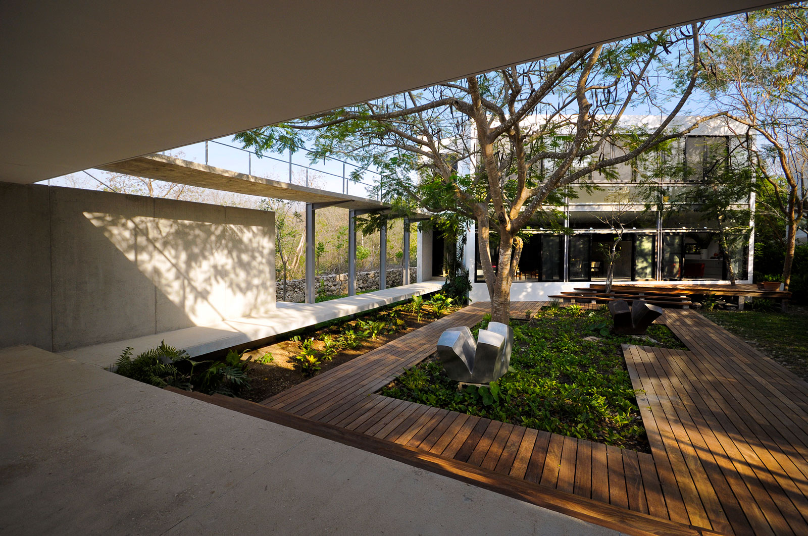 Stunning Courtyard Ideas