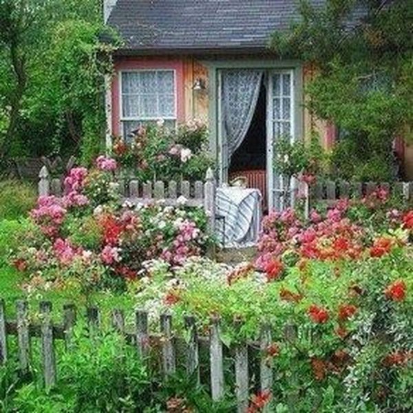 English Cottage Gardens