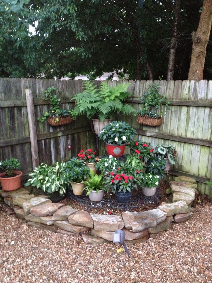 Lovely Corner Landscaping Ideas
