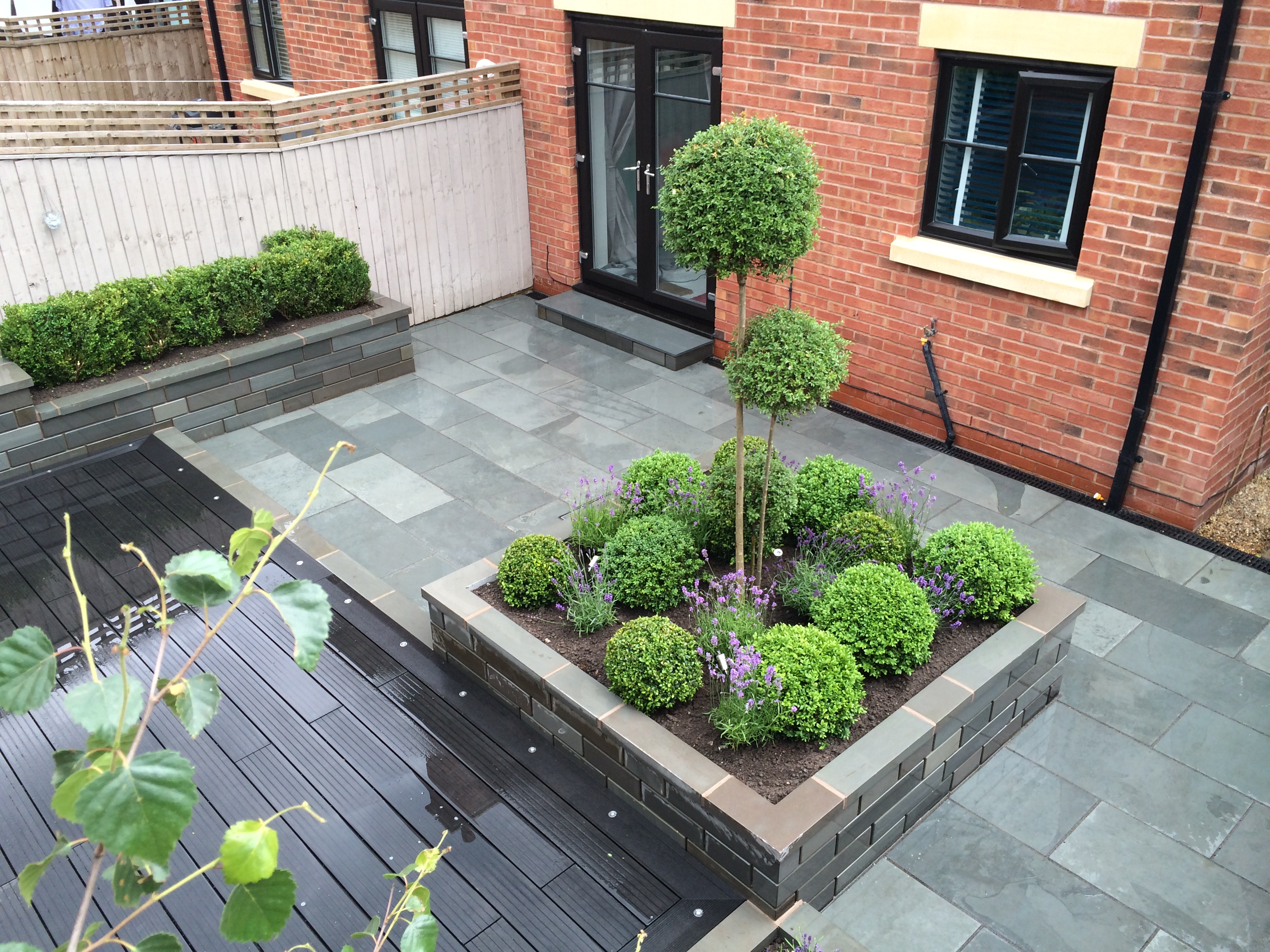 Multi Level Linear Garden Hertfordshire