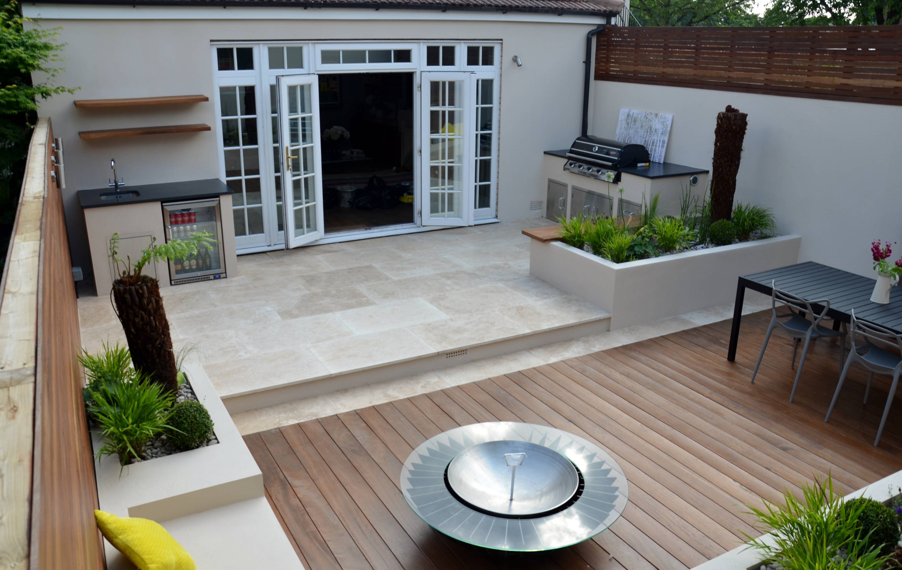 Modern Garden Seating Area