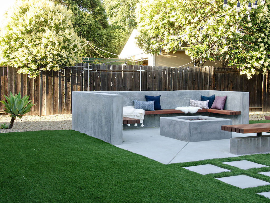 Outdoor Fire Pit Seating Ideas