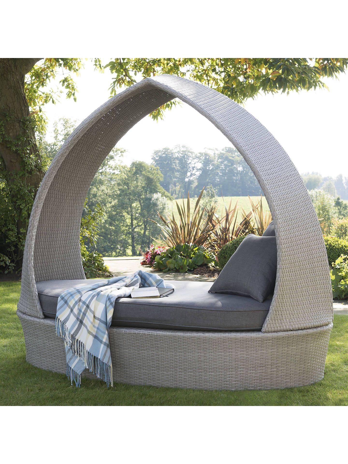 Champagne Garden Globe Garden Pods