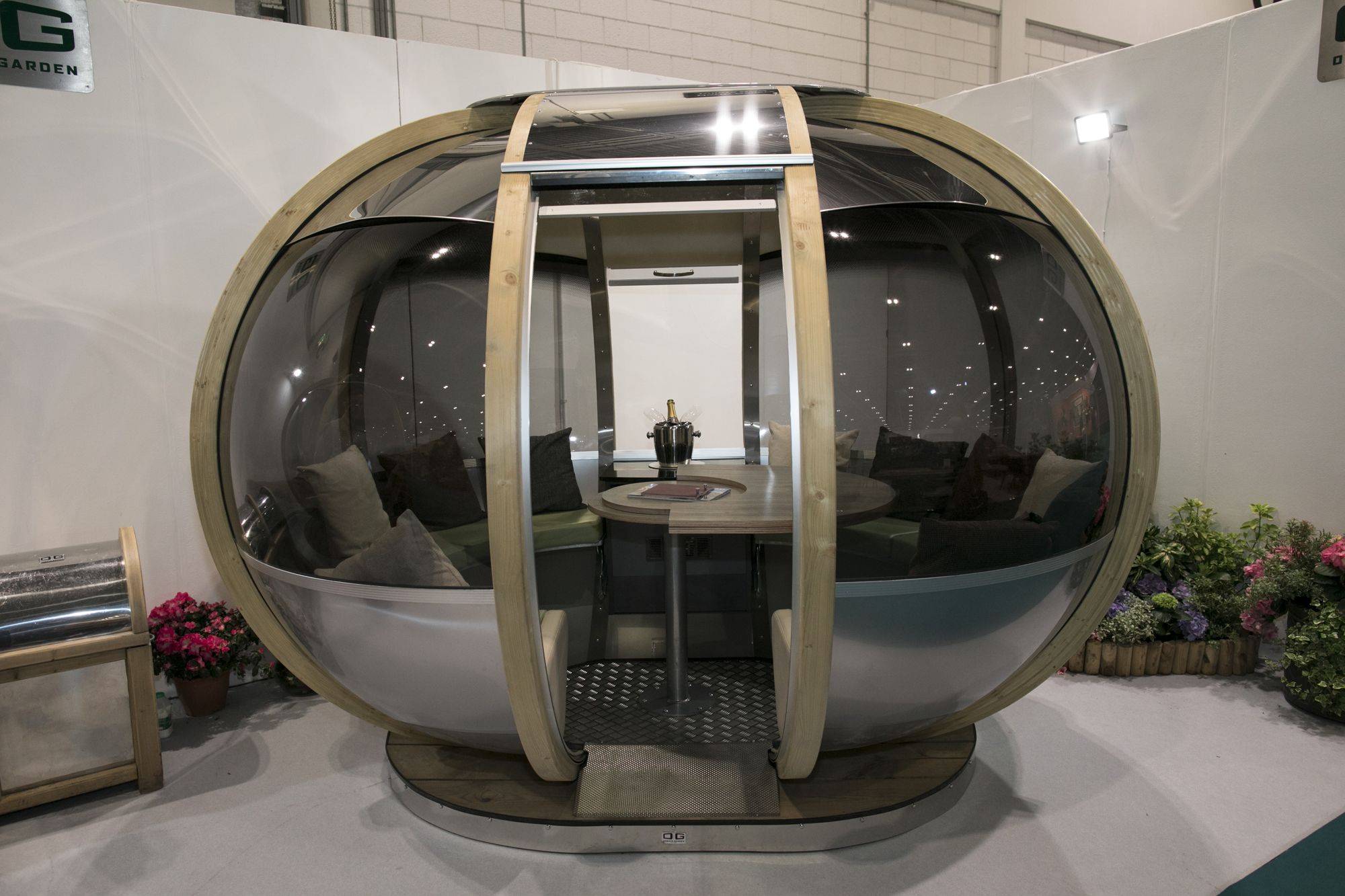 A Rotating Garden Pod