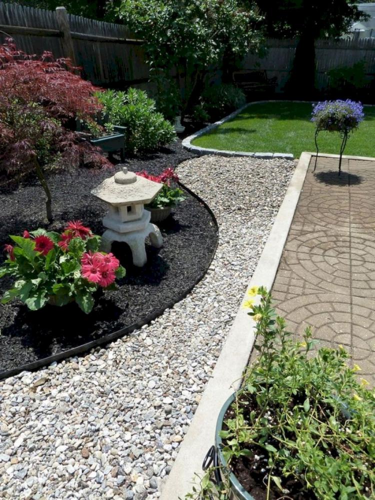 Affordable Pebble Garden Decor Ideas