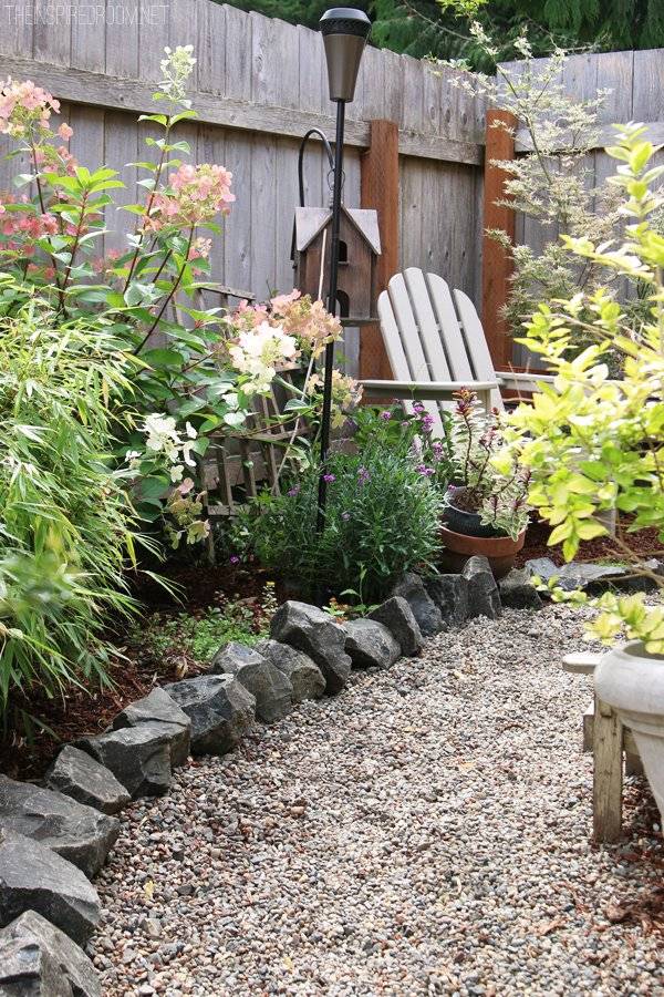 Lovely Stone Wall Border Landscape Edging Home