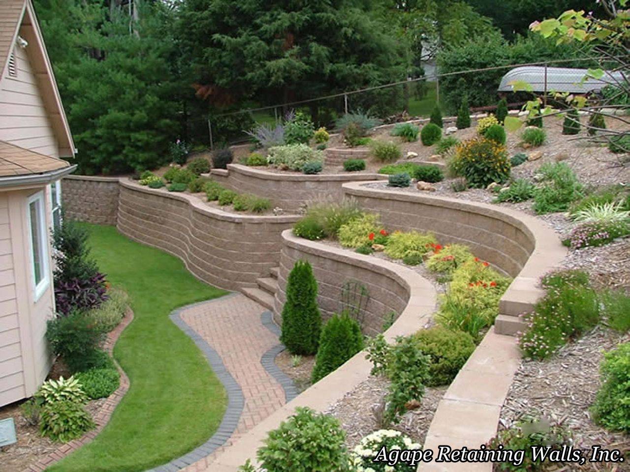 Backyard Retaining Wall Ideas