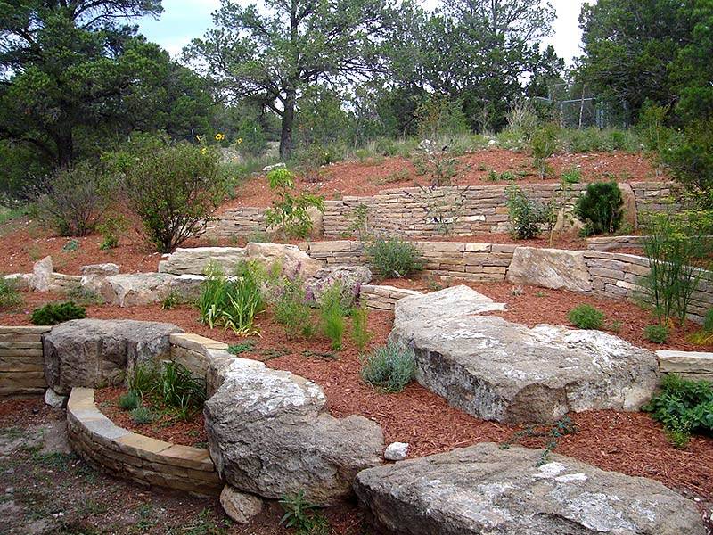 Backyard Retaining Wall Ideas