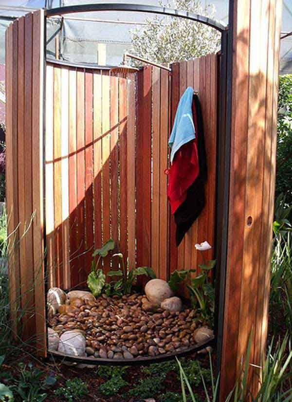 Stunning Outdoor Shower Spaces