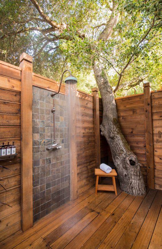 Stunning Outdoor Shower Spaces